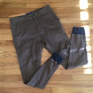 Zanerobe Men’s size 30 Joggers with detailing